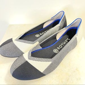 Like New! Rothys 7 The Flat Captoe Black Cream Plaid Classic Ballet Round Shoes